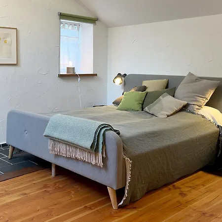 Gruen In Gruen * Detmold