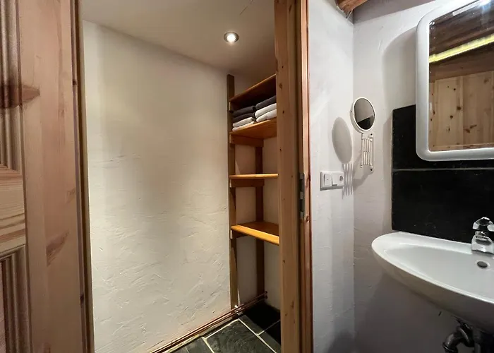 Gruen In Gruen * Detmold